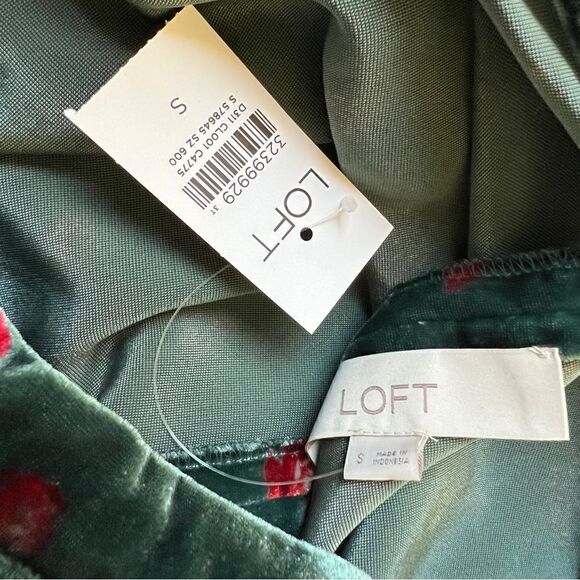 LOFT floral velour halter top sleeveless - Picture 2 of 7